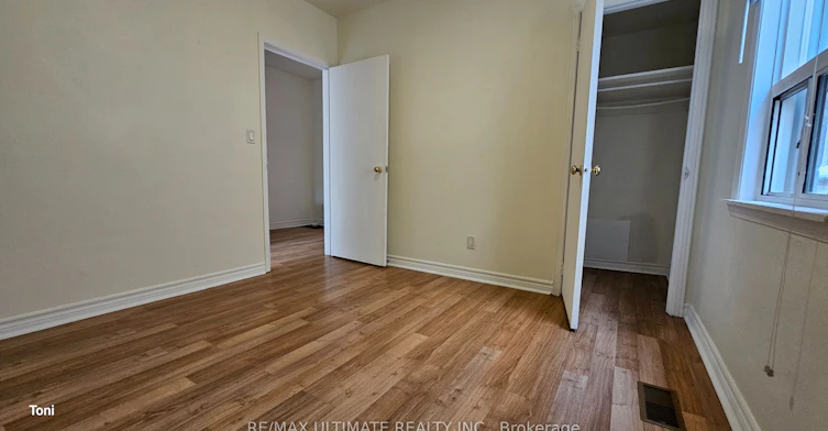 2nd floor-568 Rogers Avenue, Toronto, ON, M6M 1B6 - 19