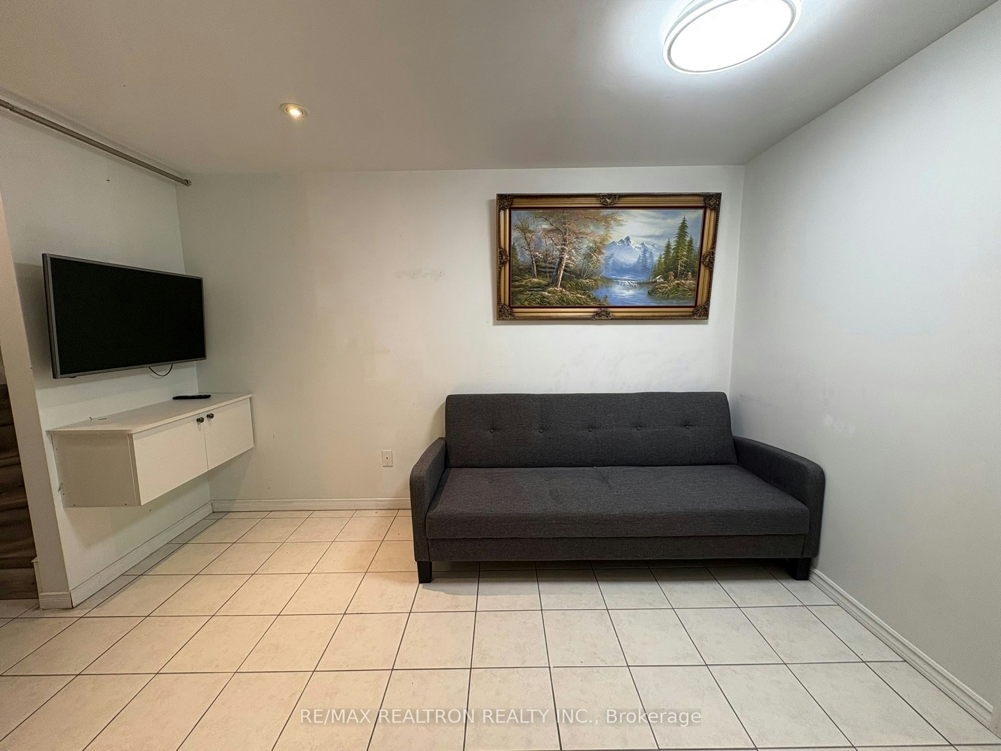 BSMT-11 Norman Wesley Way, Toronto, ON, M3M 3H3 - 2