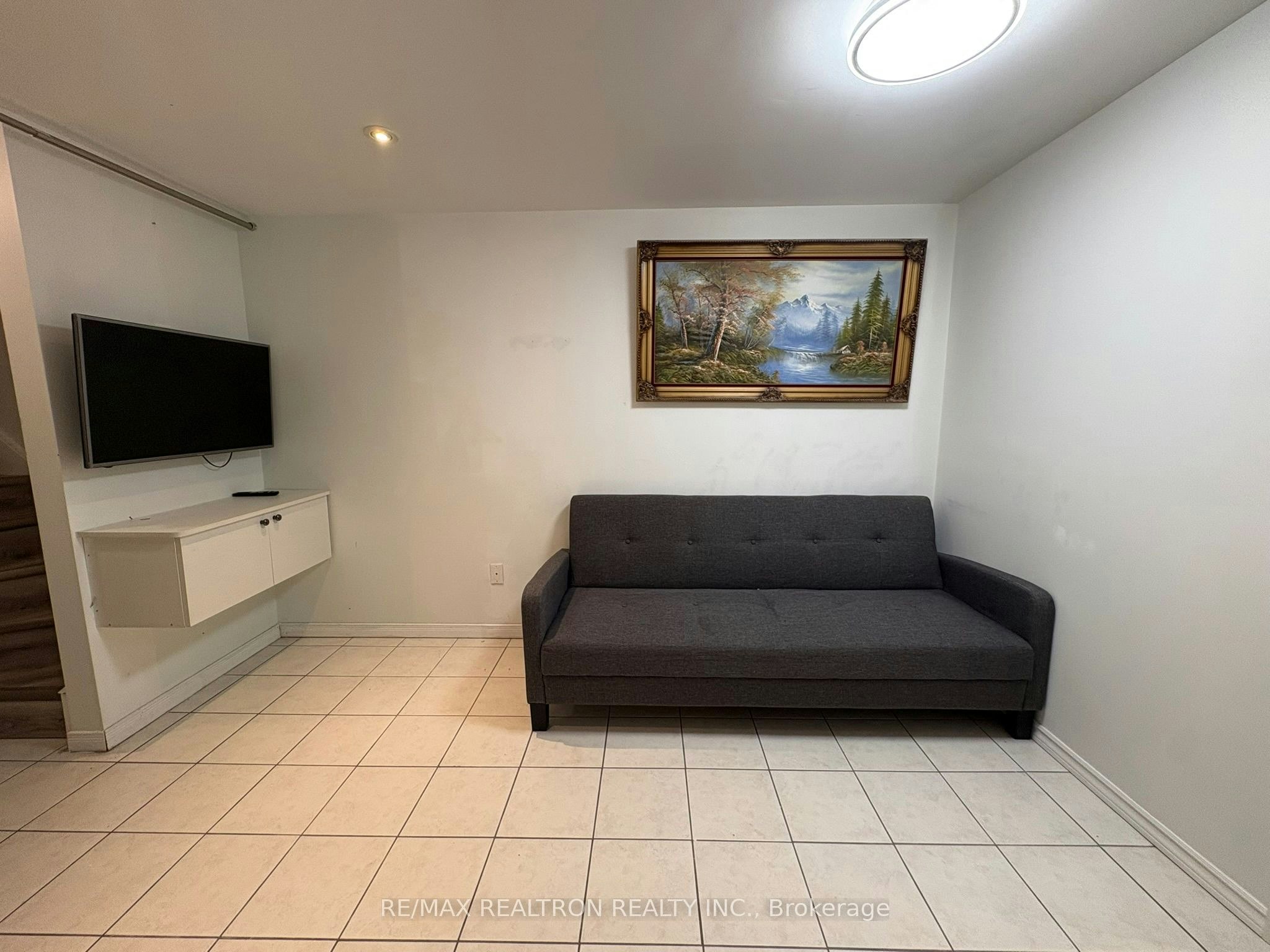 BSMT-11 Norman Wesley Way, Toronto, ON, M3M 3H3 - 3