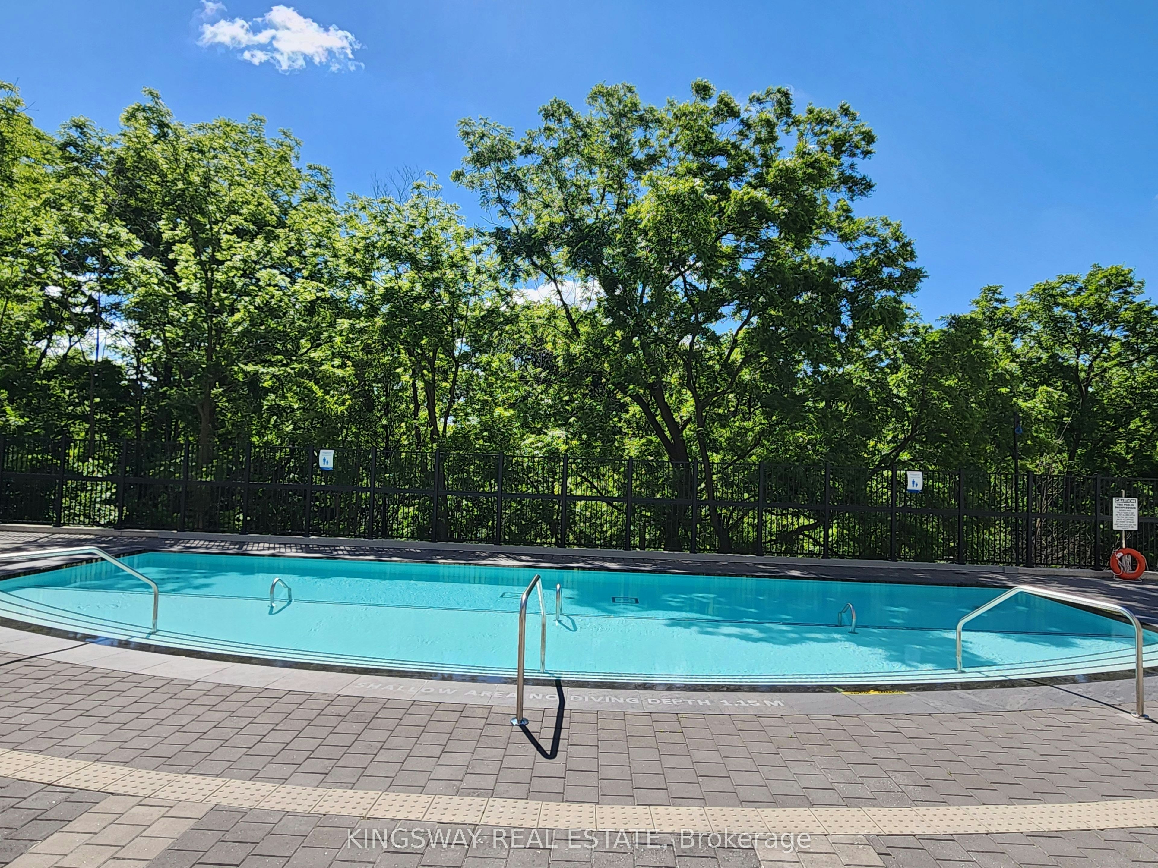1207W-202 Burnhamthorpe Road E, Mississauga, ON, L5A 0B2 - 4