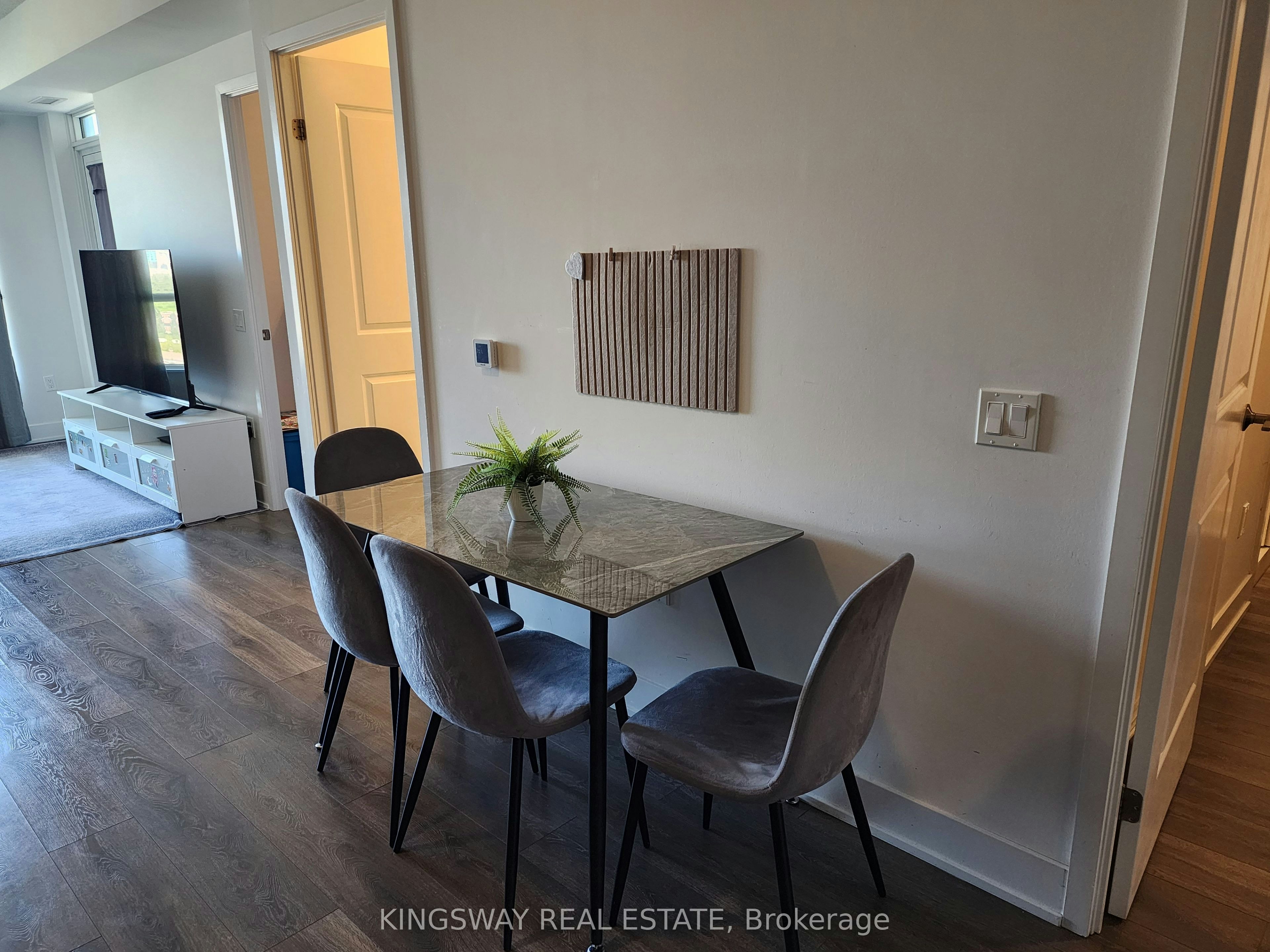 1207W-202 Burnhamthorpe Road E, Mississauga, ON, L5A 0B2 - 11