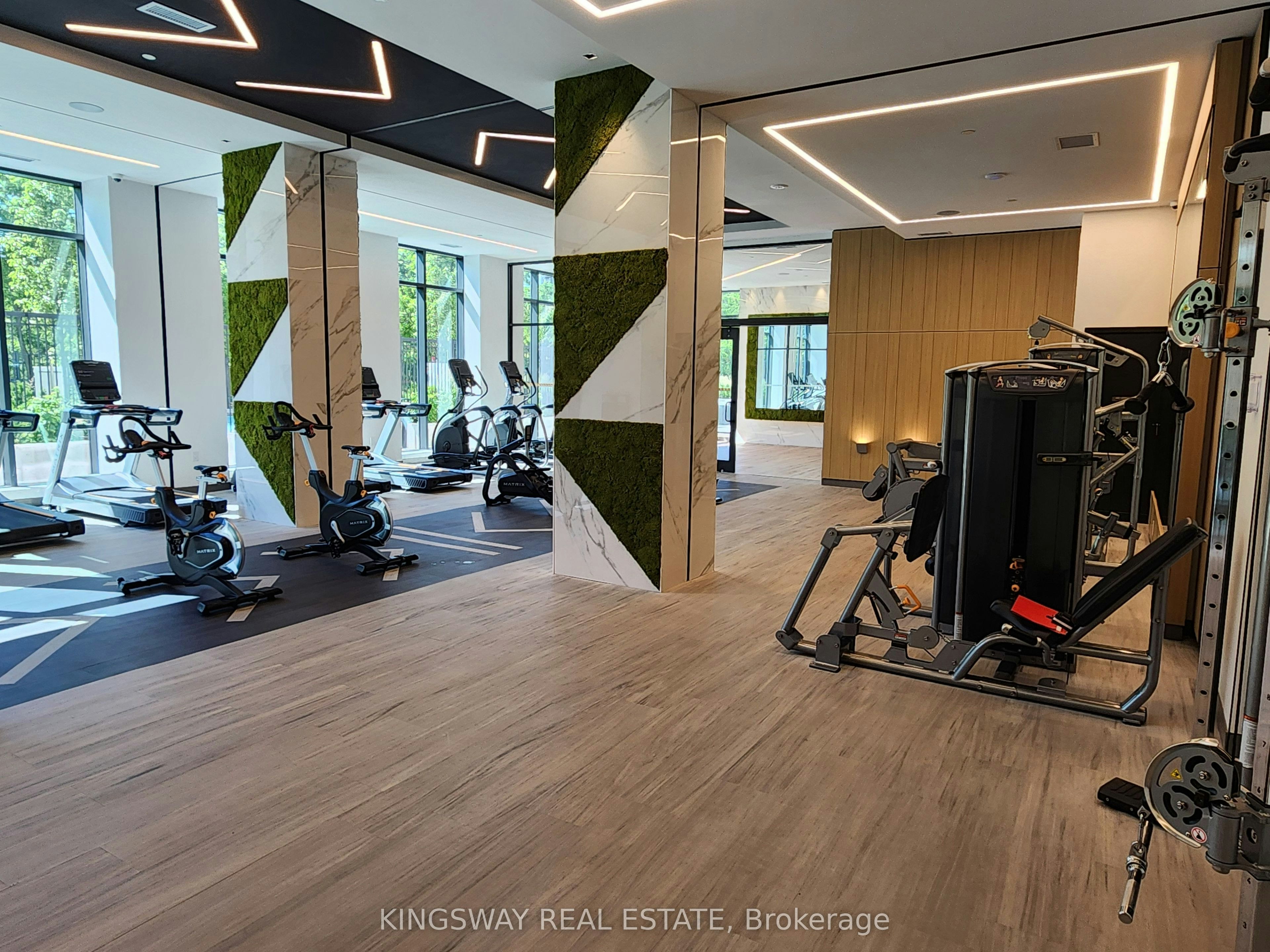 1207W-202 Burnhamthorpe Road E, Mississauga, ON, L5A 0B2 - 3