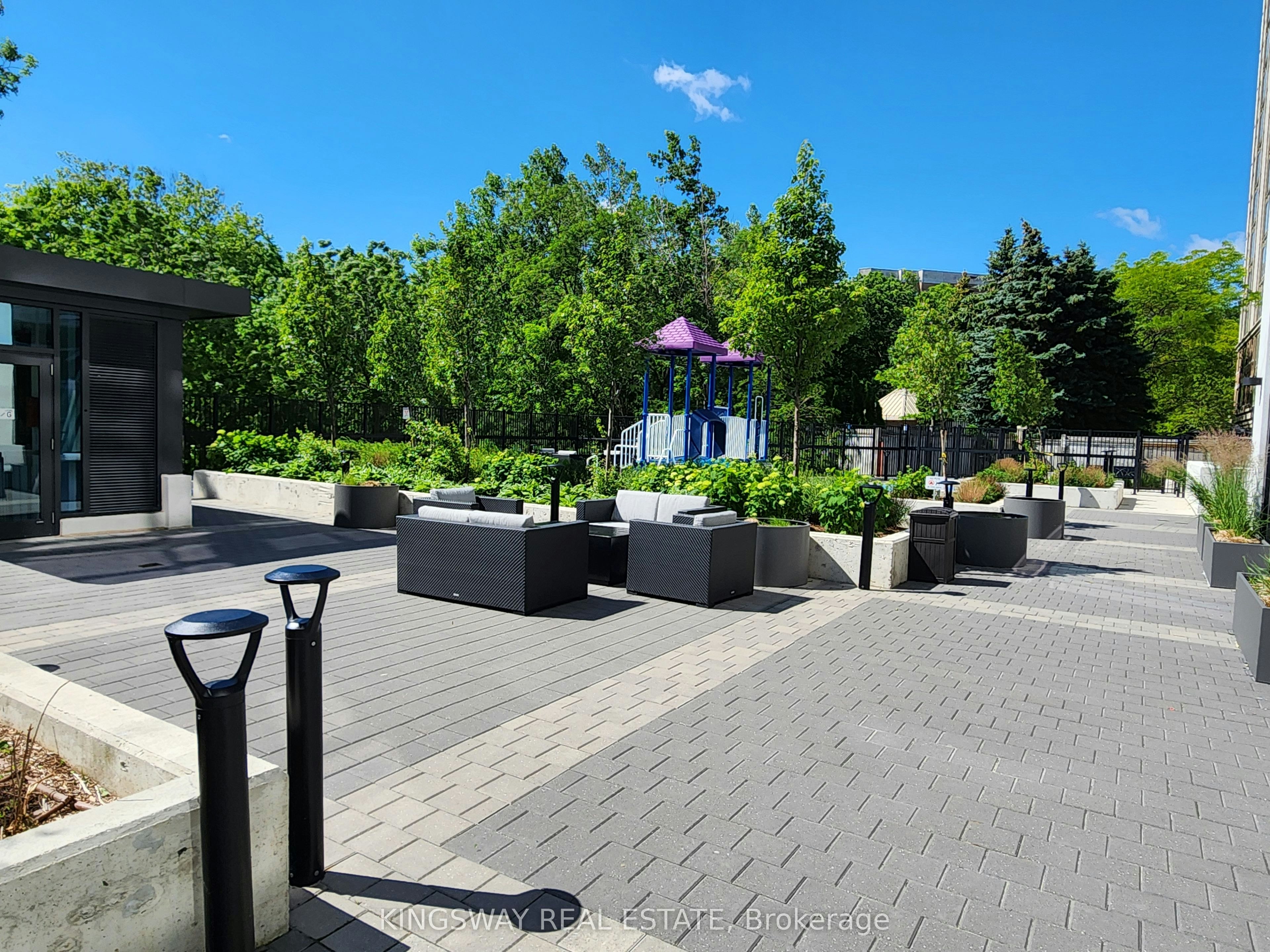 1207W-202 Burnhamthorpe Road E, Mississauga, ON, L5A 0B2 - 5