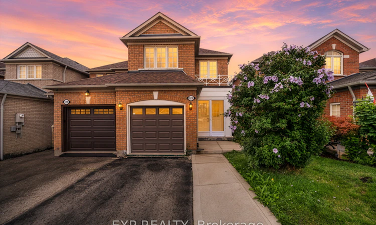 128 Olympia Crescent
