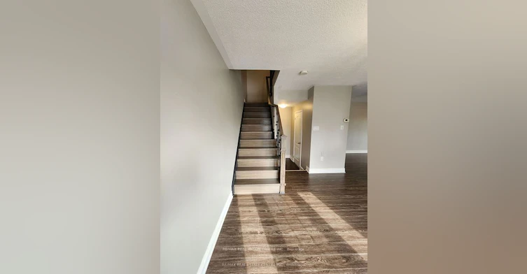 950 Burgess Gardens, Milton, ON, L9T 0K6 - 17