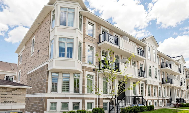 24-86 Preston Meadow Avenue