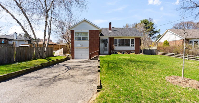 1821 Christopher Road, Mississauga, ON, L5J 2K7