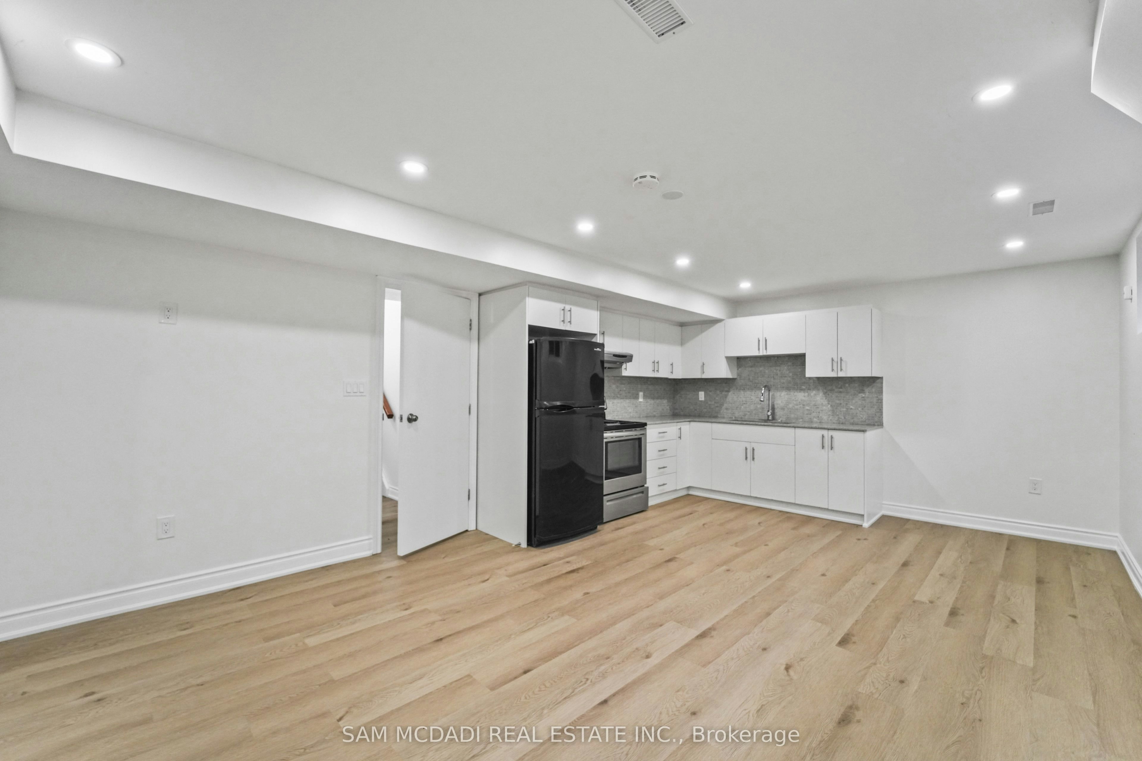 1821 Christopher Road, Mississauga, ON, L5J 2K7 - 6