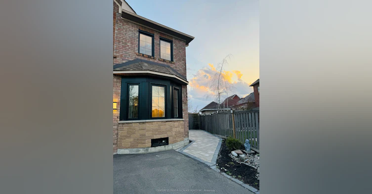 6026 Clover Ridge Crescent, Mississauga, ON, L5N 7B4 - 3