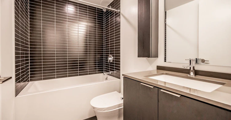 1611-86 Dundas Street E, Mississauga, ON, L5A 1W4 - 21