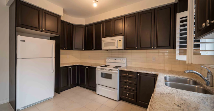 5570 Meadowcrest Avenue, Mississauga, ON, L5M 0V1 - 10