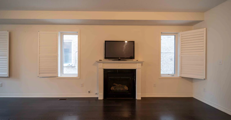 5570 Meadowcrest Avenue, Mississauga, ON, L5M 0V1 - 5