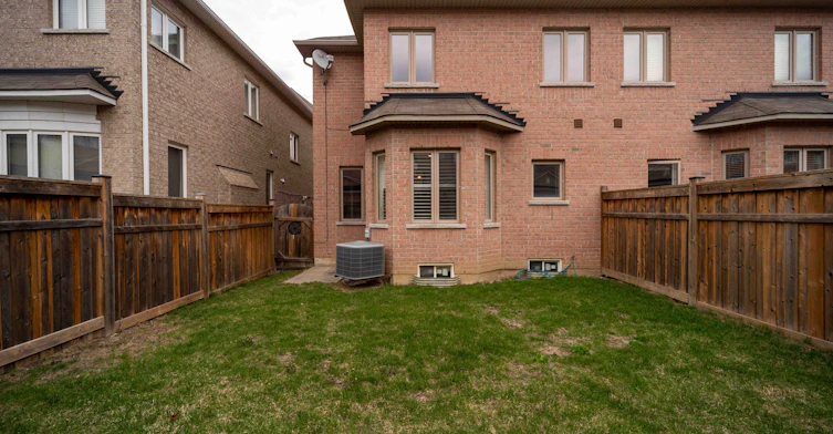 5570 Meadowcrest Avenue, Mississauga, ON, L5M 0V1 - 30