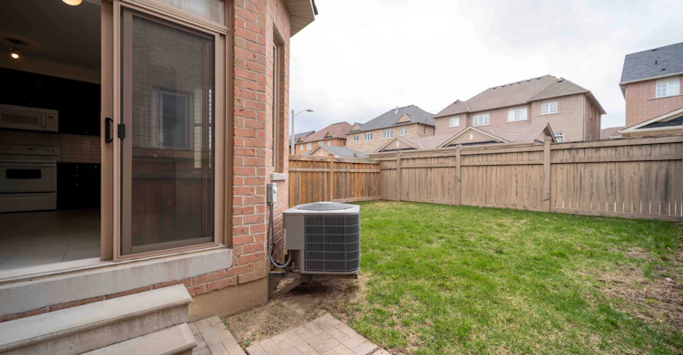5570 Meadowcrest Avenue, Mississauga, ON, L5M 0V1 - 29