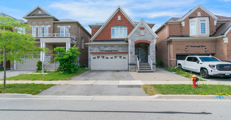 481 Bessborough Drive, Milton, ON, L9T 7V1 - 2