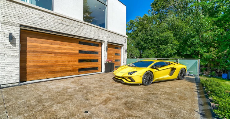 560 Shenandoah Drive, Mississauga, ON, L5H 1V7 - 5