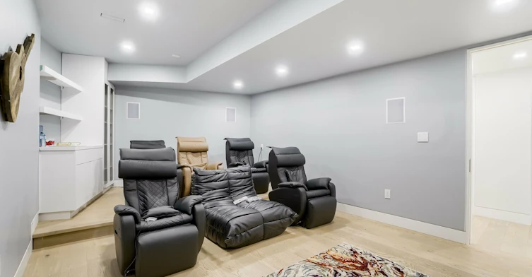 560 Shenandoah Drive, Mississauga, ON, L5H 1V7 - 32