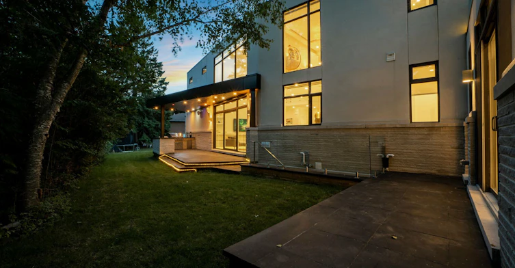 560 Shenandoah Drive, Mississauga, ON, L5H 1V7 - 36
