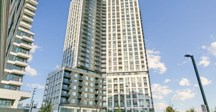 908-2495 Eglinton Avenue W, Mississauga, ON, L5M 2T2