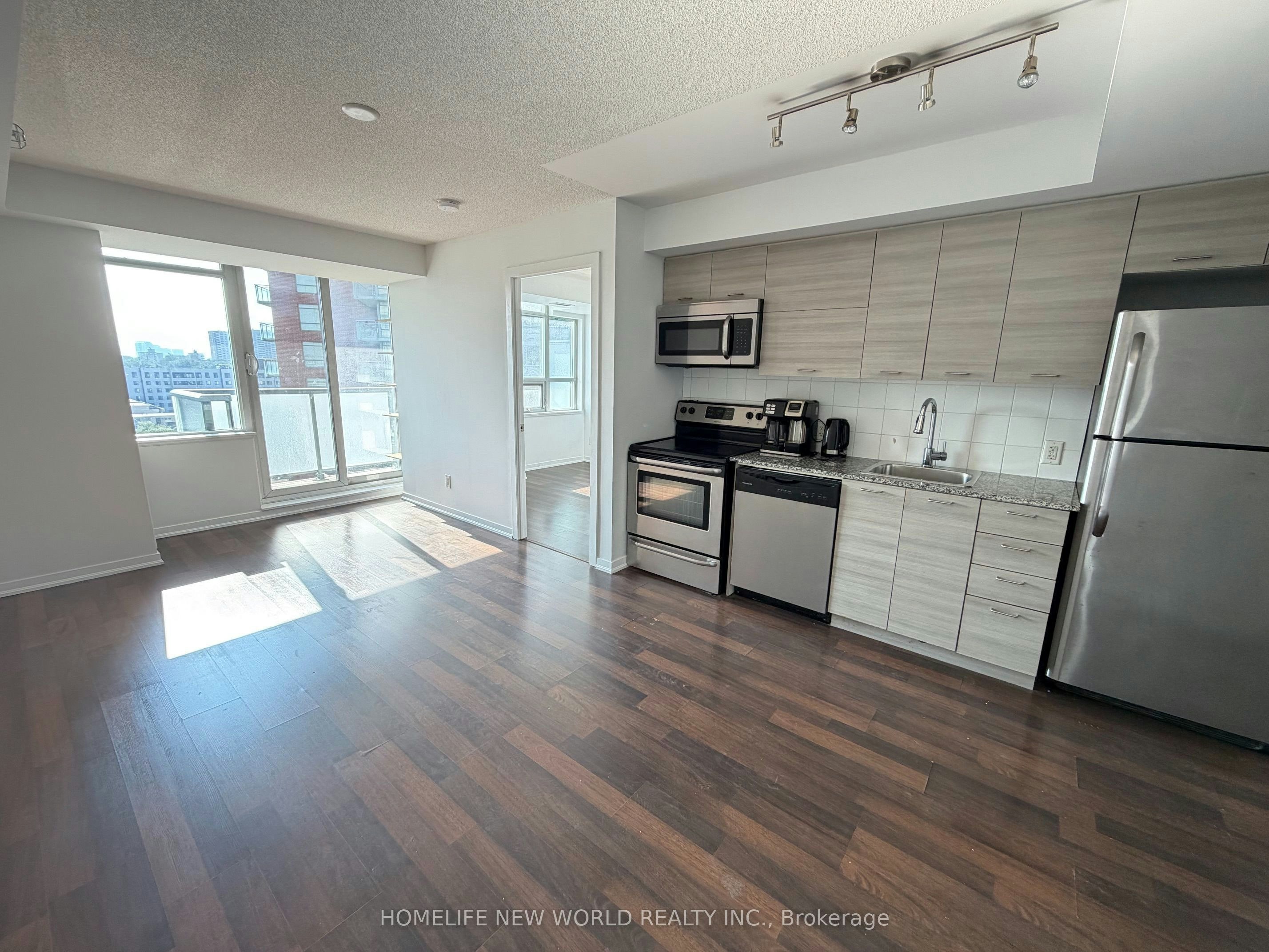 1017-20 Joe Shuster Way, Toronto, ON, M6K 0A3 - 4