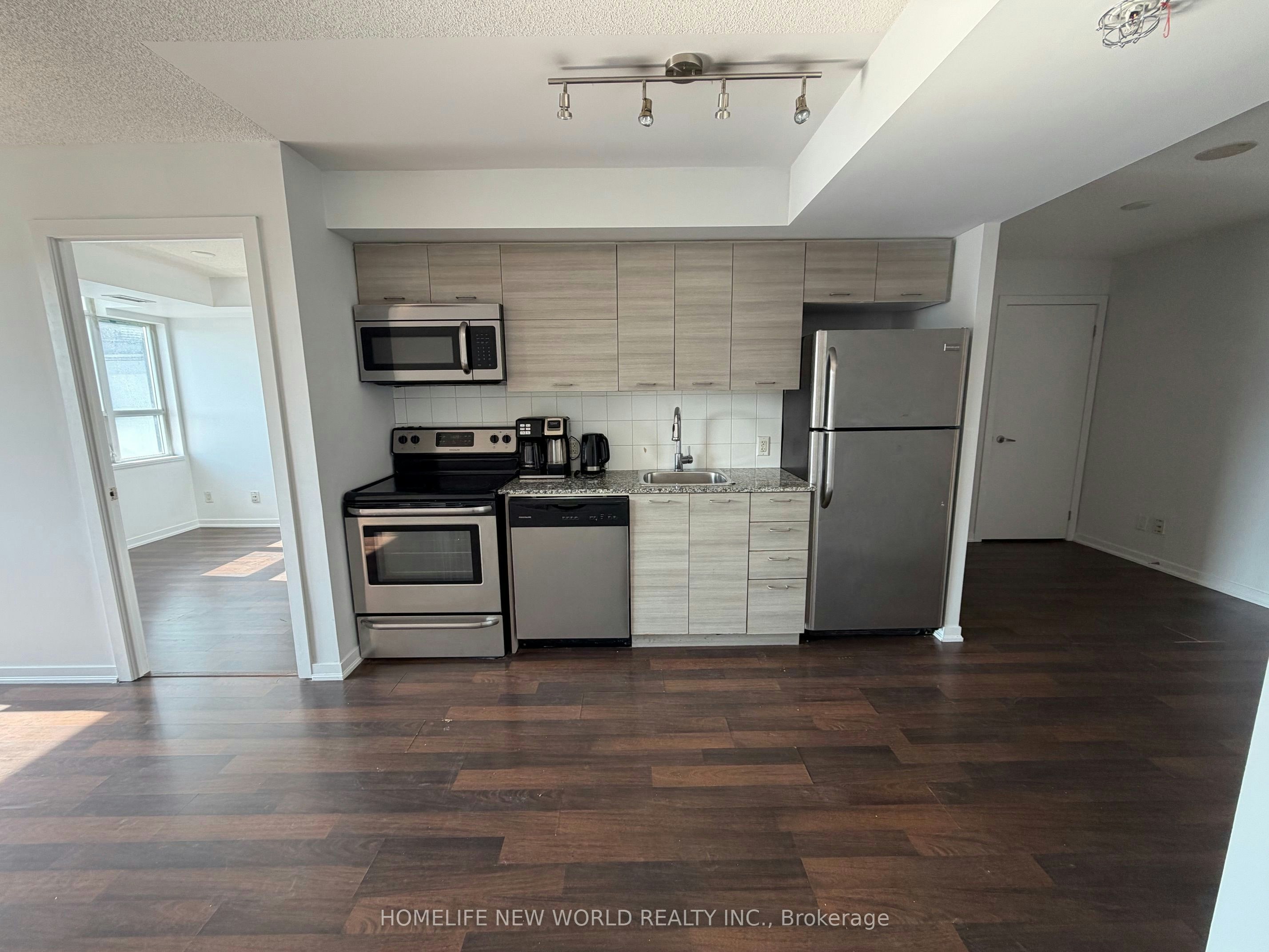 1017-20 Joe Shuster Way, Toronto, ON, M6K 0A3 - 3