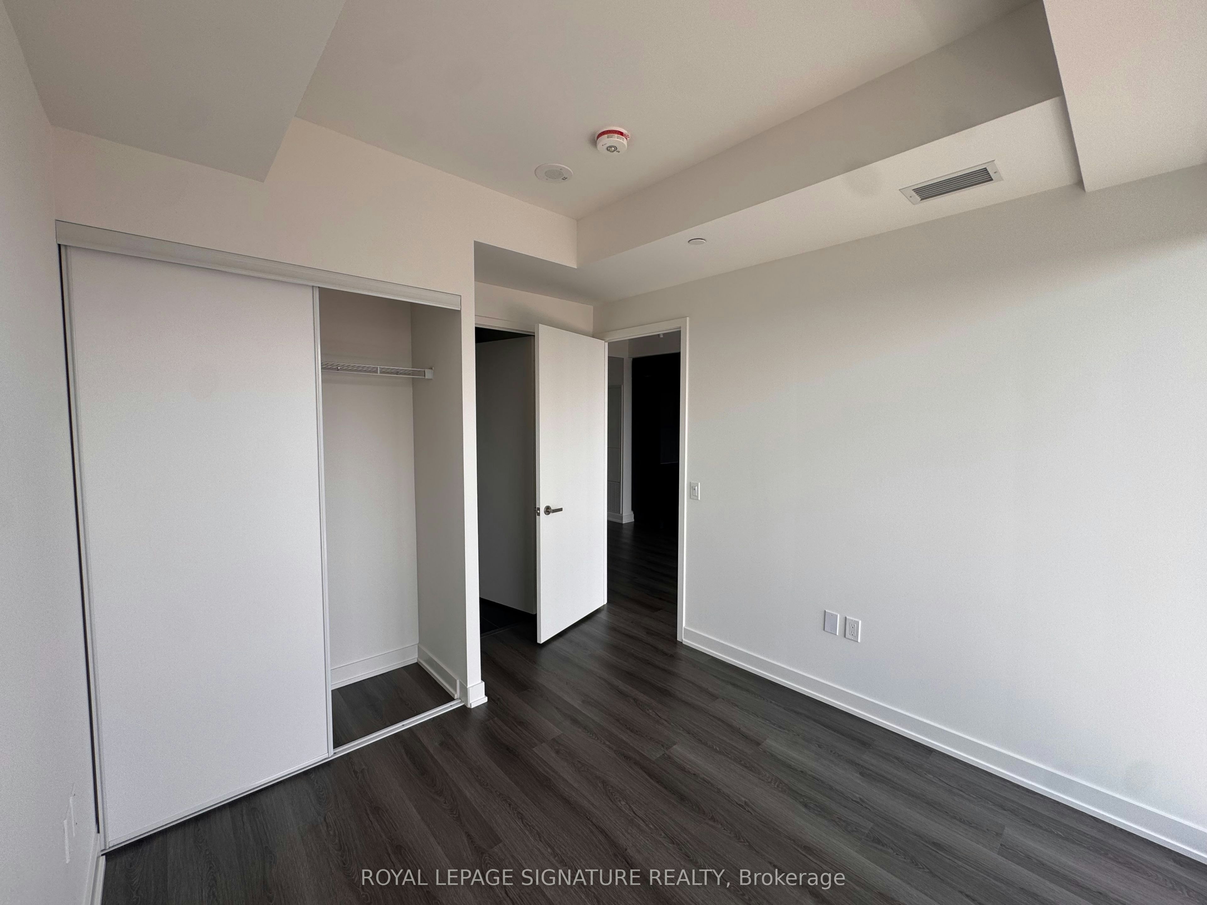 4601-448 Burnhamthorpe Road W, Mississauga, ON, L5B 0R4 - 5