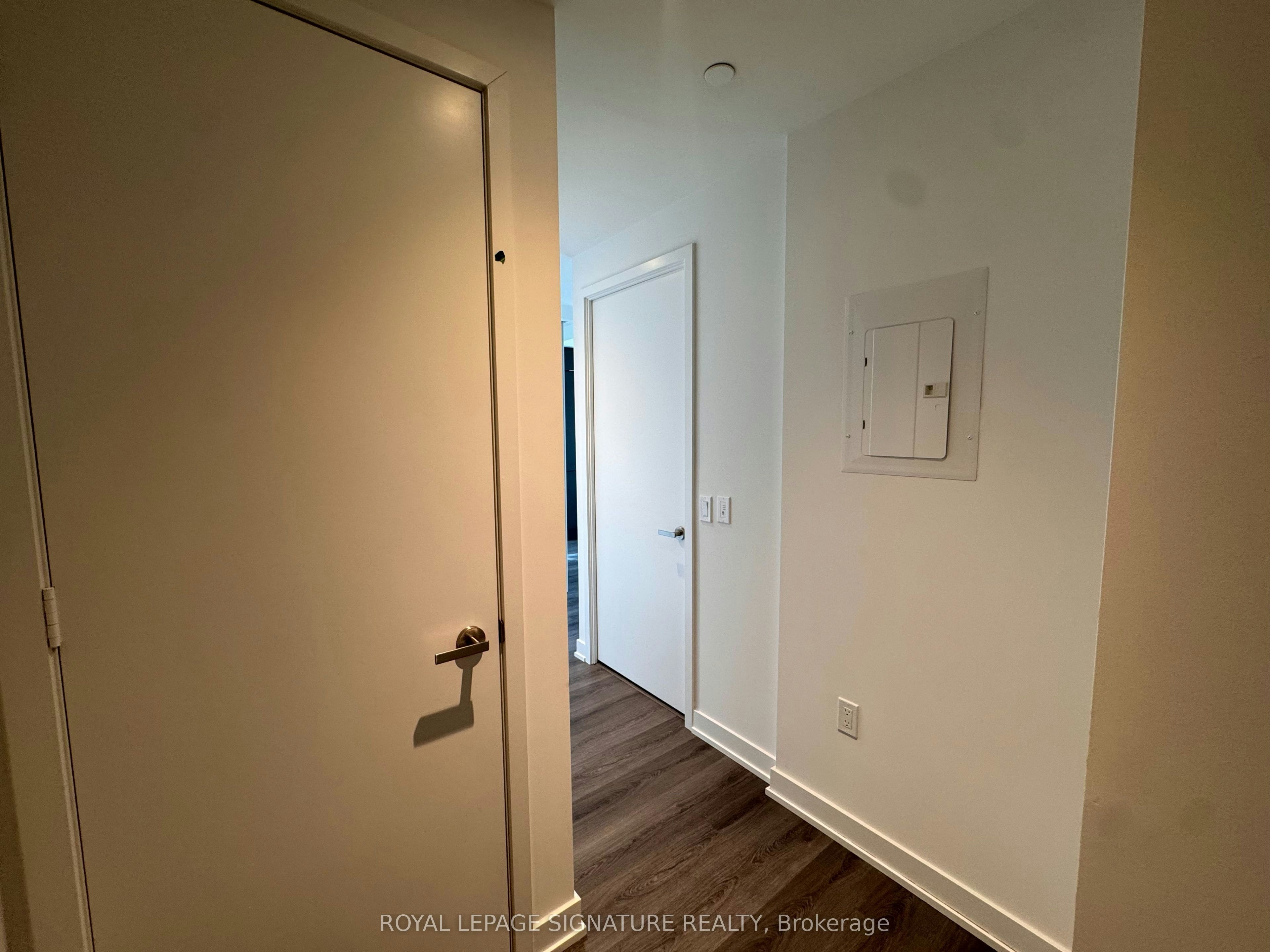 4601-448 Burnhamthorpe Road W, Mississauga, ON, L5B 0R4 - 11