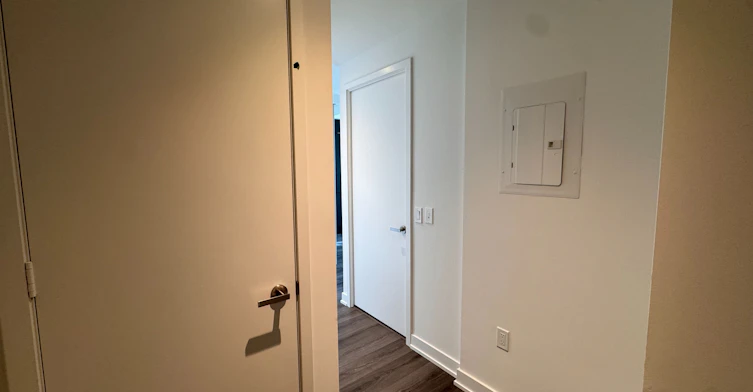 4601-448 Burnhamthorpe Road W, Mississauga, ON, L5B 0R4 - 11