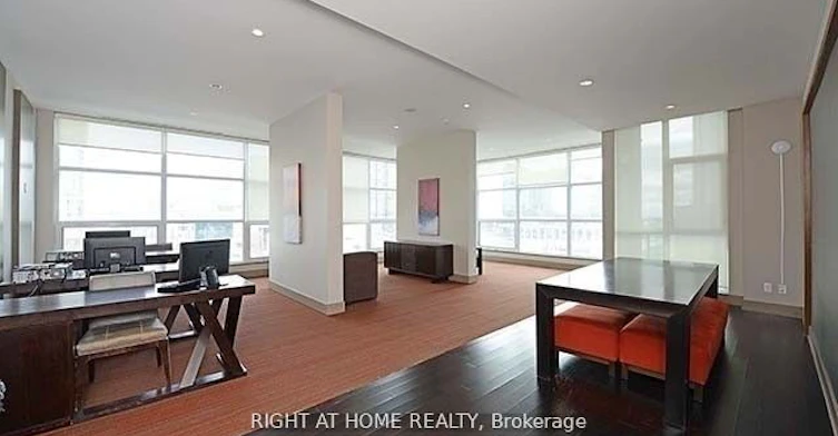3610-4070 Confederation Parkway, Mississauga, ON, L5B 0E9 - 10