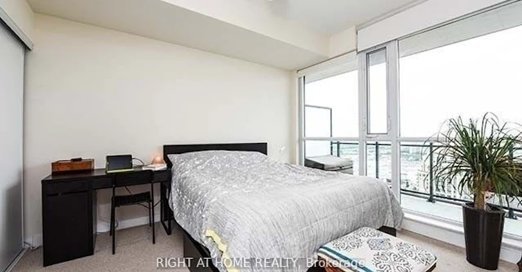3610-4070 Confederation Parkway, Mississauga, ON, L5B 0E9 - 7