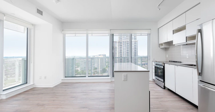 1003-4065 Confederation Pkwy W Parkway N, Mississauga, ON, L5B 0L4 - 5