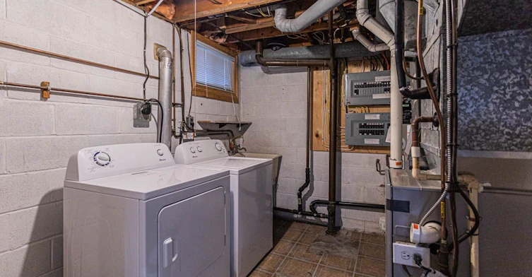 Lower-2280 Mountainside Drive, Burlington, ON, L7P 1B7 - 18