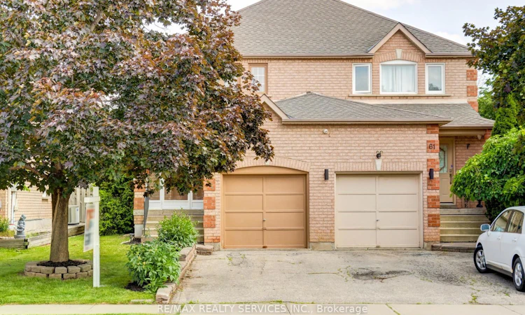 63 Herkes Drive