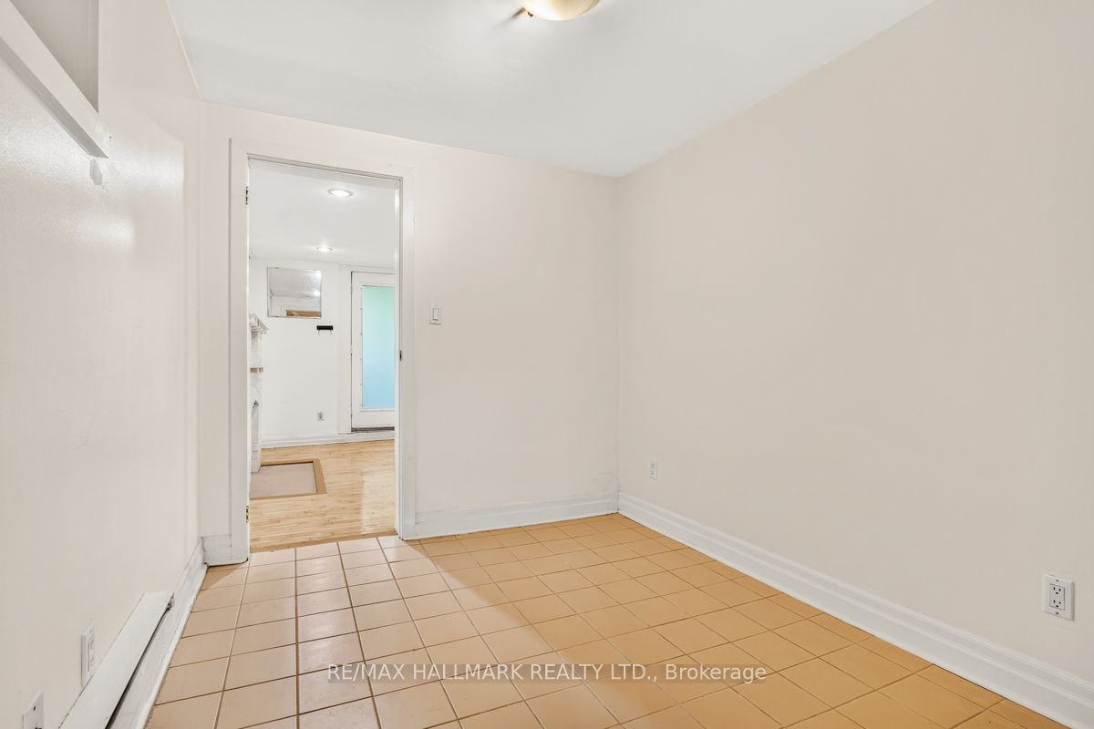 Lower-483 Parkside Drive, Toronto, ON, M6R 2Z9 - 10