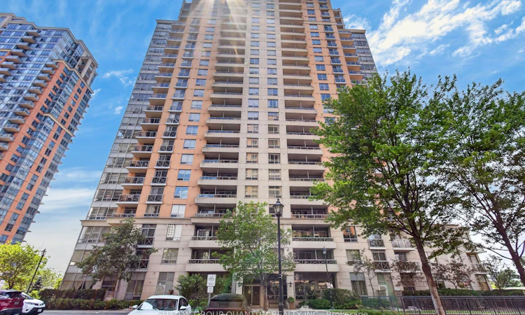 723-5233 Dundas Street W