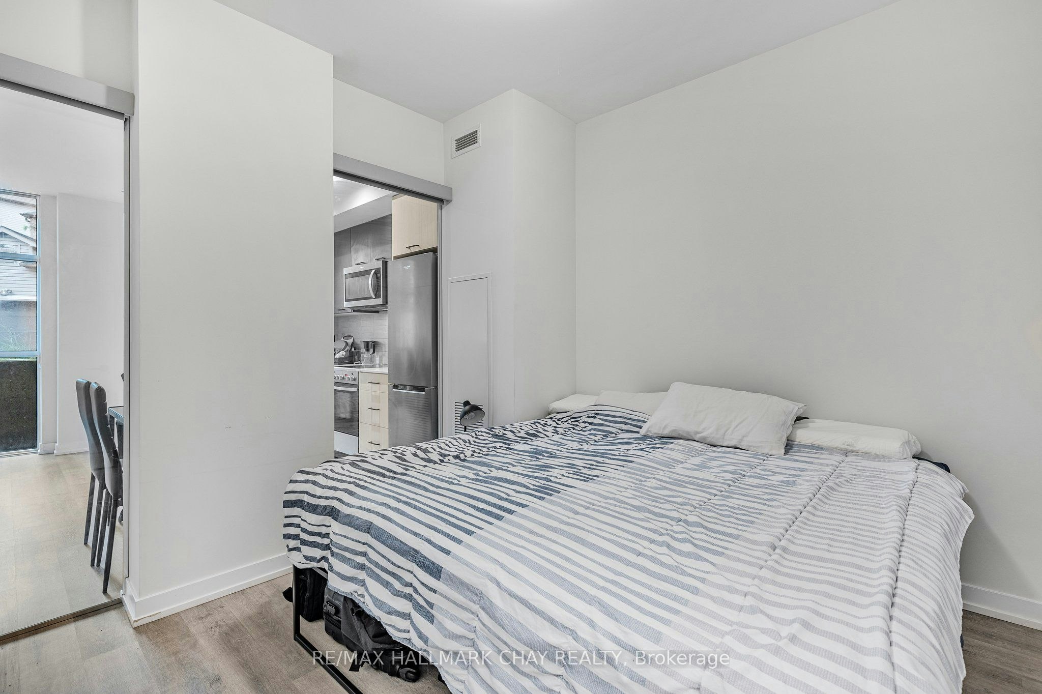 110-2300 St. Clair Avenue W, Toronto, ON, M6N 1K8 - 12