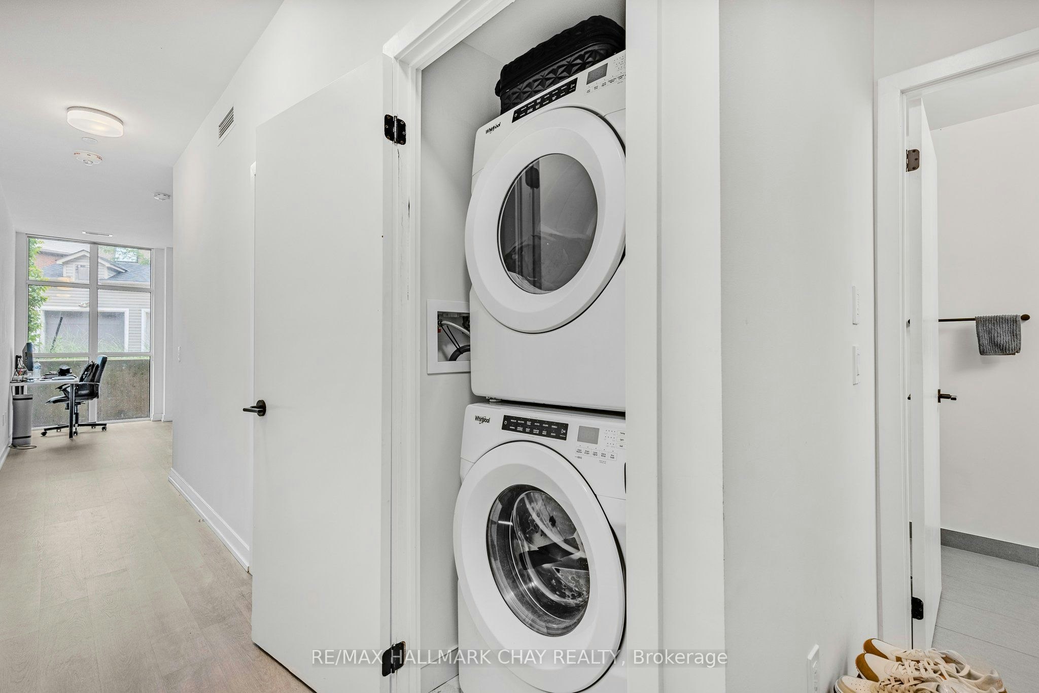 110-2300 St. Clair Avenue W, Toronto, ON, M6N 1K8 - 14