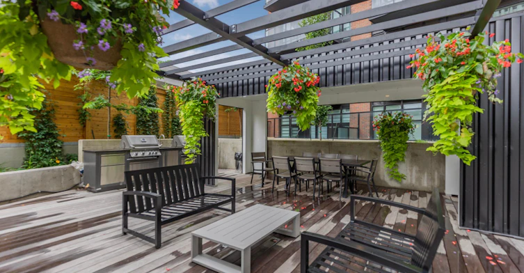 110-2300 St. Clair Avenue W, Toronto, ON, M6N 1K8 - 24
