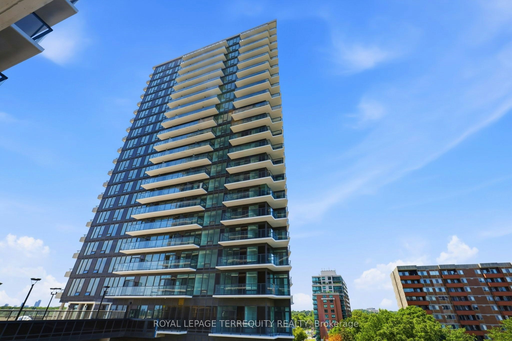 712-4010 Eglinton Avenue W, Toronto, ON, M9A 0G5