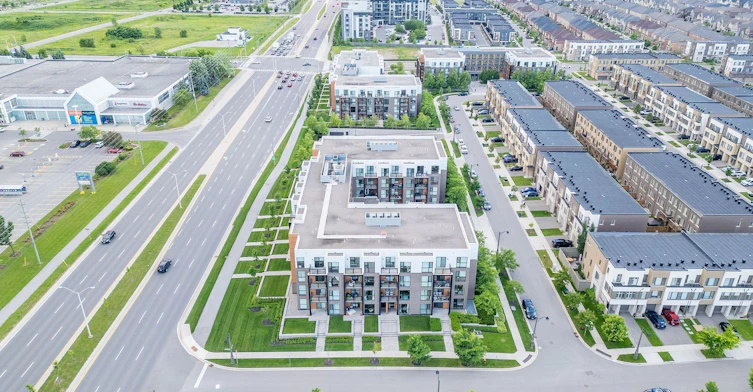 218-210 Sabina Drive, Oakville, ON, L6H 7C3 - 30