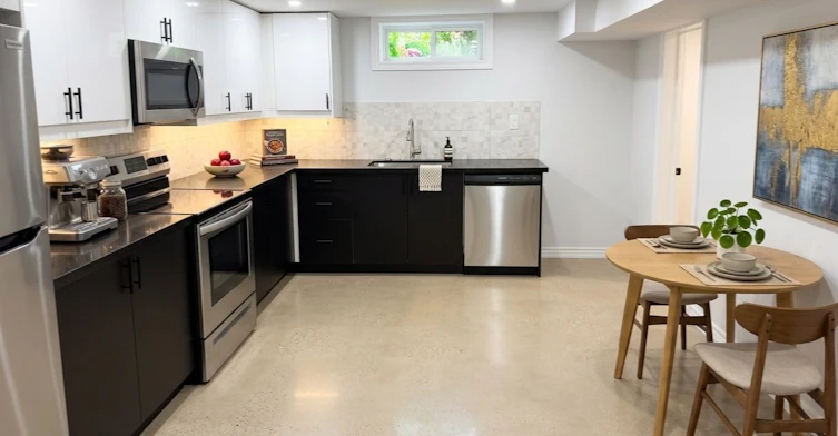 A-541 Chamberlain Road, Burlington, ON, L7L 2V2 - 4