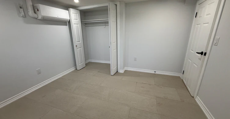 A-541 Chamberlain Road, Burlington, ON, L7L 2V2 - 7