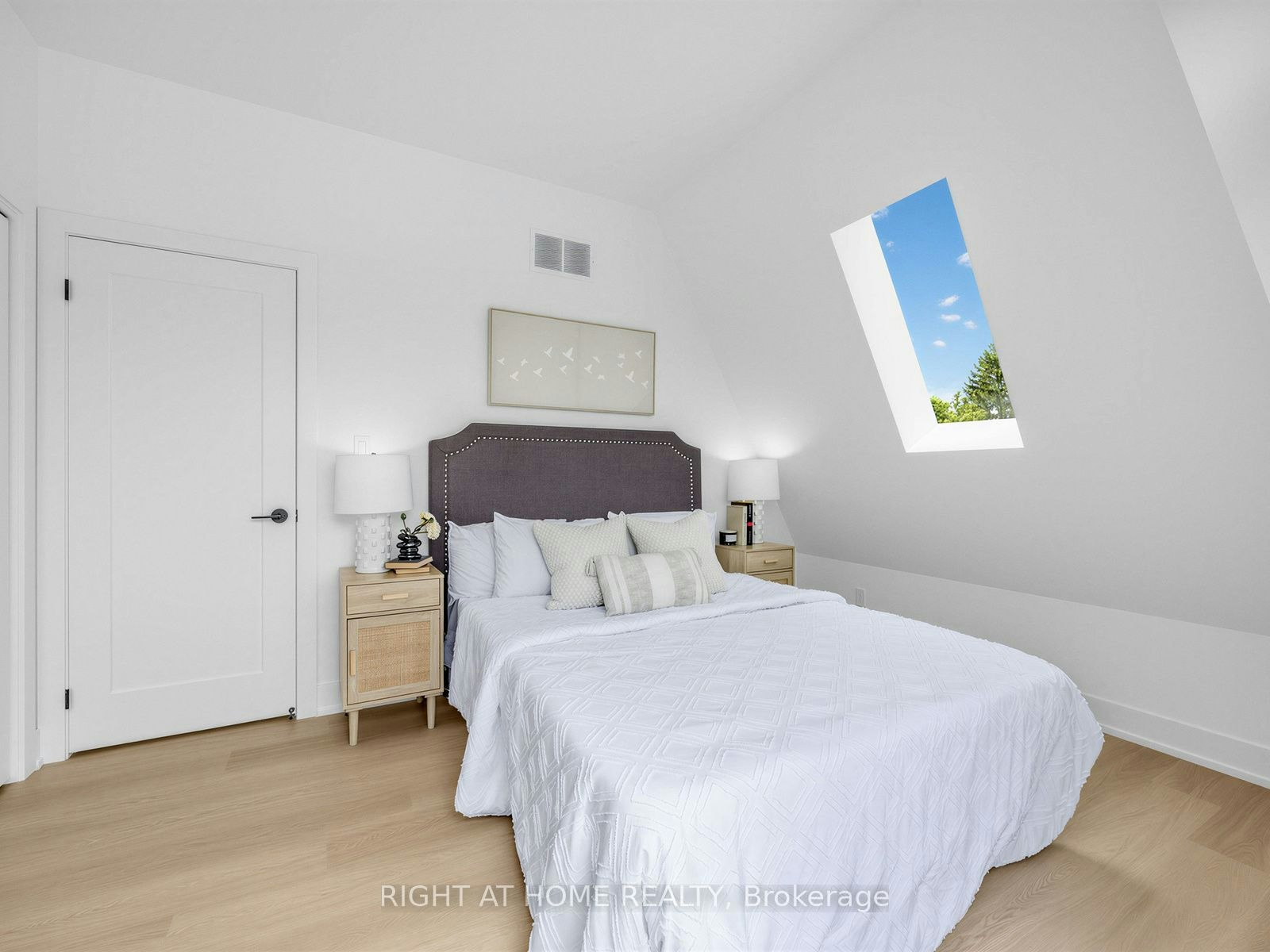 Unit B-1416 Islington Avenue, Toronto, ON, M9A 3K7 - 15