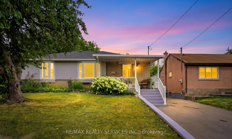 3287 Michaud Avenue