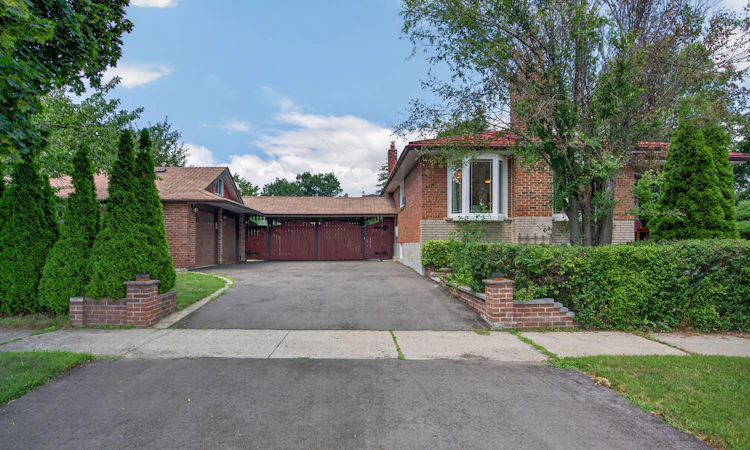 1282 Daimler Road