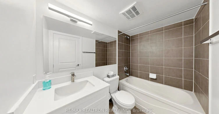 906-330 Burnhamthorpe Road W, Mississauga, ON, L5B 0E1 - 19