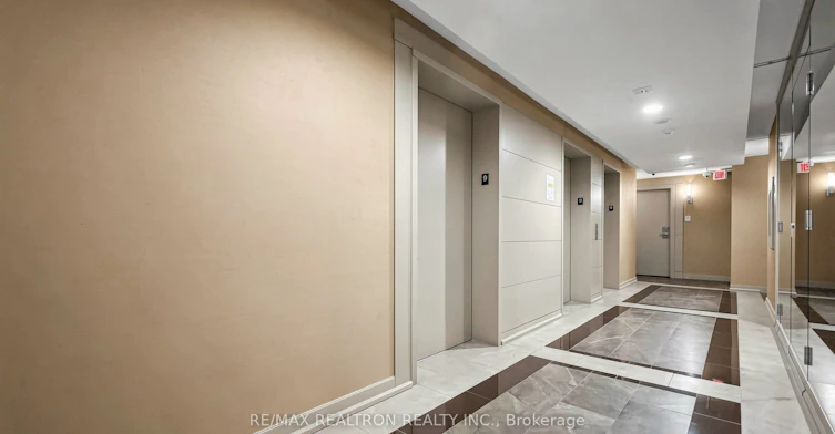 906-330 Burnhamthorpe Road W, Mississauga, ON, L5B 0E1 - 25