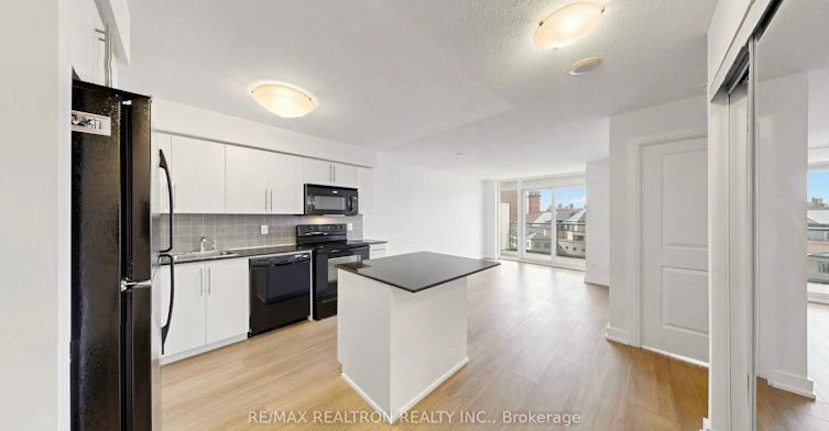 906-330 Burnhamthorpe Road W, Mississauga, ON, L5B 0E1 - 8