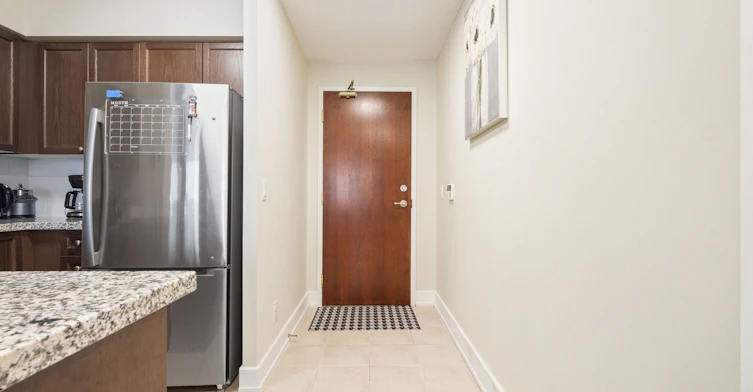 901-5 Michael Power Place, Toronto, ON, M9A 0A3 - 5