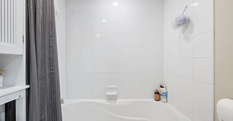 901-5 Michael Power Place, Toronto, ON, M9A 0A3 - 33